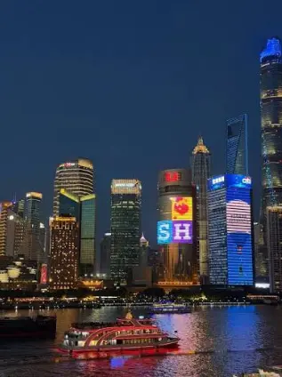 定西路深夜砂锅与仙霞路日料：昌里路历城路夜市回忆里的味觉江湖